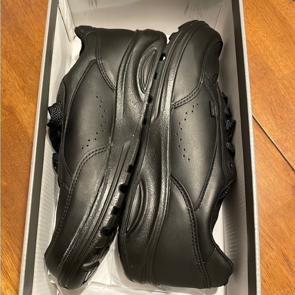 Women’s New Balance sneakers